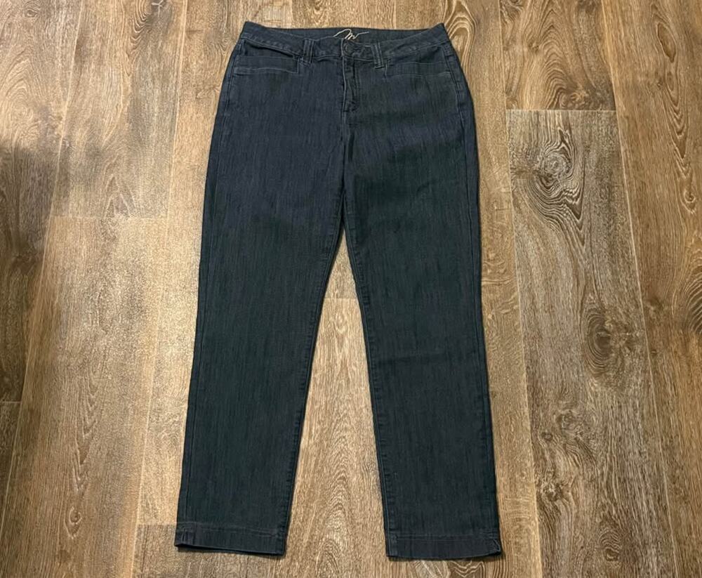 Women’s Miracle Body Jeans Size 8